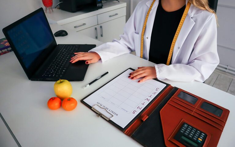 How to Create a Simple Weekly Meal Plan for Busy Lives